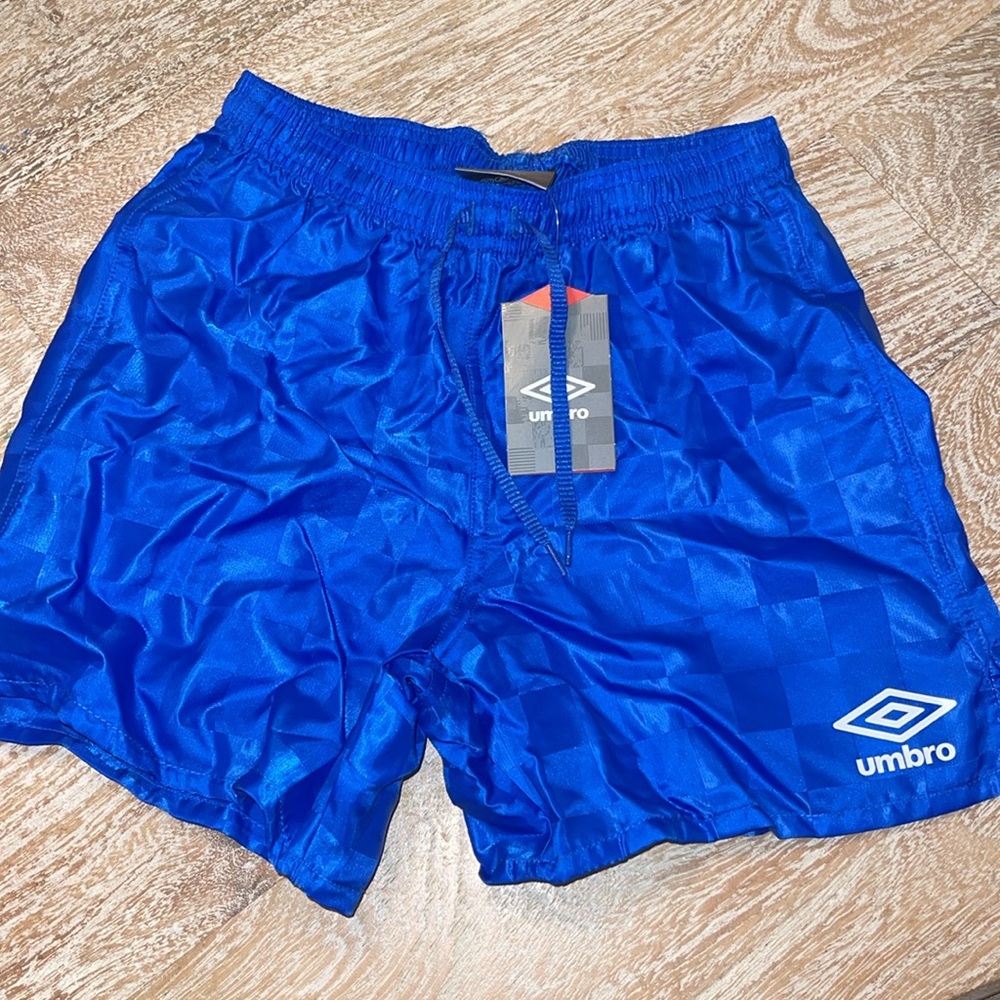 Umbro Girls soccer shorts Blue White Small